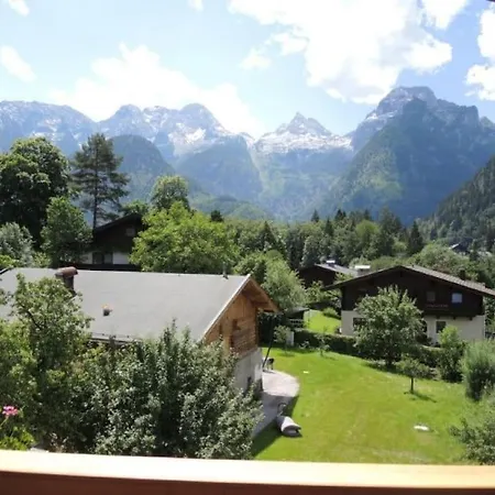 Apartament Ochsenhorn In 100 M² / 4-8 P. Lofer