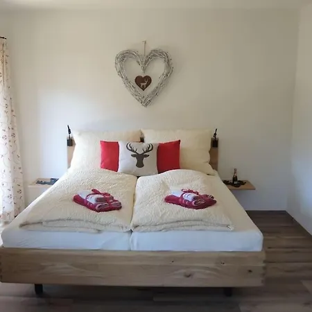 아파트 Ochsenhorn In 100 M² / 4-8 P. *