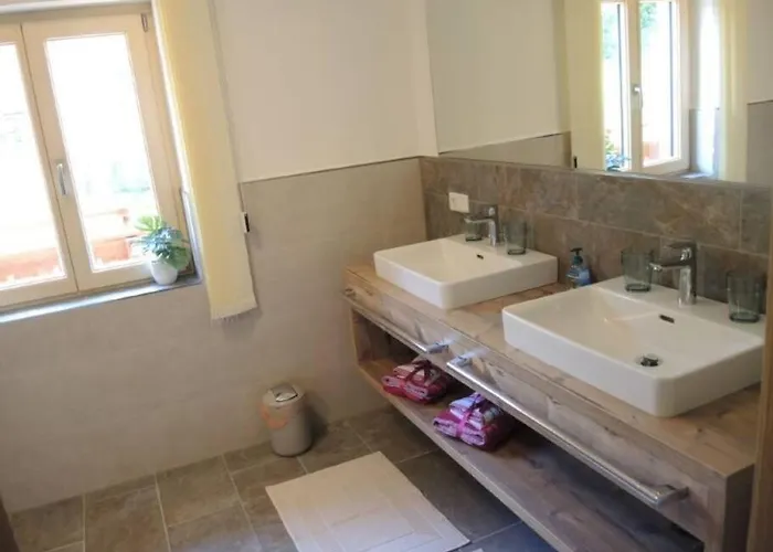 Apartament Ochsenhorn In 100 M² / 4-8 P. Lofer